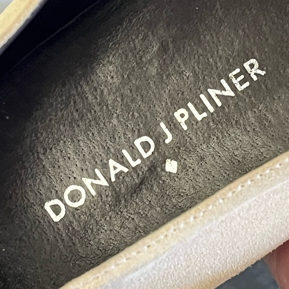 Donald J. Pliner Beige Tan Suede Leather Loafers Men\'s Slip-Ons Size 12 main image 7